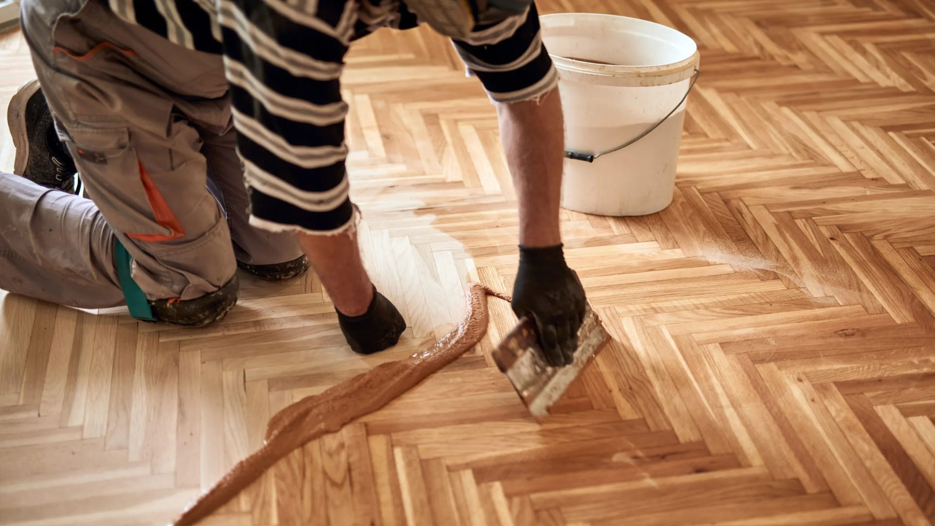 واکس پارکت چیست و چگونه باید از آن استفاده کرد؟