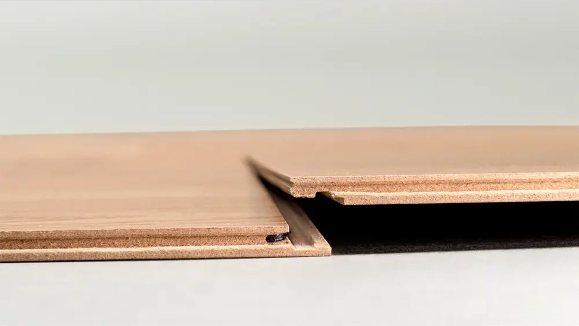 تاثیر کیفیت کلیک پارکت (Click System) بر دوام و نصب